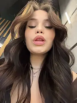 Snapshot of Chloe__Moon chatting on 1, 12, 2025 Chloe Moon online show from 1, 12, 2025