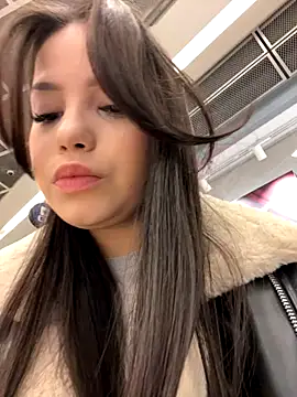 Chloe  Moon online show from 17, 12, 2025