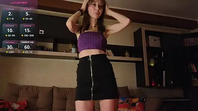 Snapshot of NinaNovalicious chatting on 4, 6, 2026 NinaNovalicious online show from 4, 6, 2026