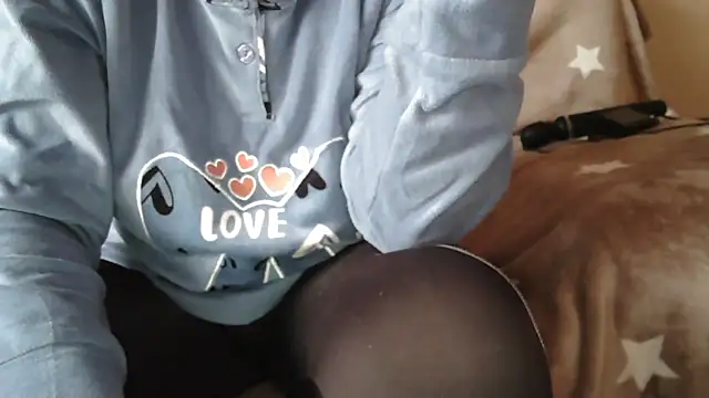 LaRa forU online show from 1, 12, 2025