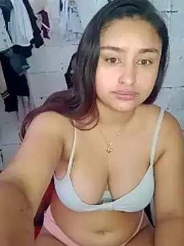 Snapshot of sariitha_sw chatting on 22, 5, 2026 sariitha sw online show from 22, 5, 2026