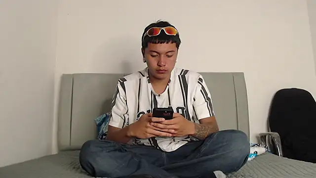 alex-lover online show from 25, 2, 2026