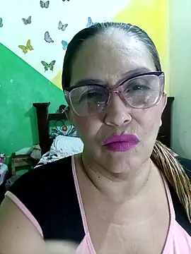 mom son dirty online show from 14, 4, 2026