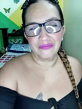 mom son dirty online show from 28, 4, 2026