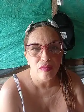 Snapshot of mom_son_dirty chatting on 23, 7, 2026 mom son dirty online show from 23, 7, 2026