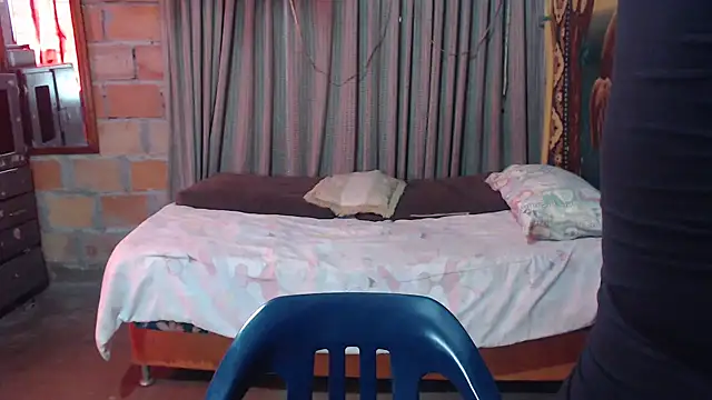 mom son dirty online show from 28, 5, 2026