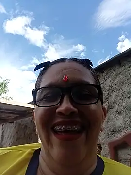 Snapshot of mom_son_dirty chatting on 7, 7, 2026 mom son dirty online show from 7, 7, 2026