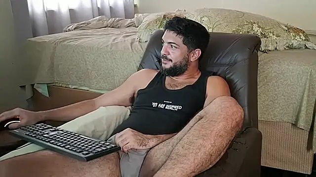 Snapshot of LUH133 chatting on 24, 9, 2025 LUH133 online show from 24, 9, 2025