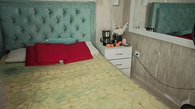 Marcelaa fox online show from 30, 3, 2026