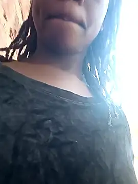 Black juicy24 online show from 27, 2, 2025