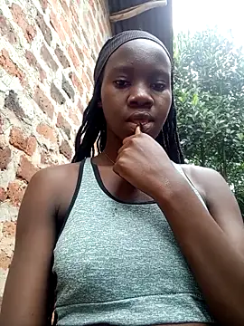 Black juicy24 online show from 24, 3, 2026