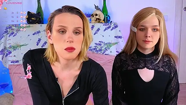  yourFoxy  online show from 12, 11, 2025