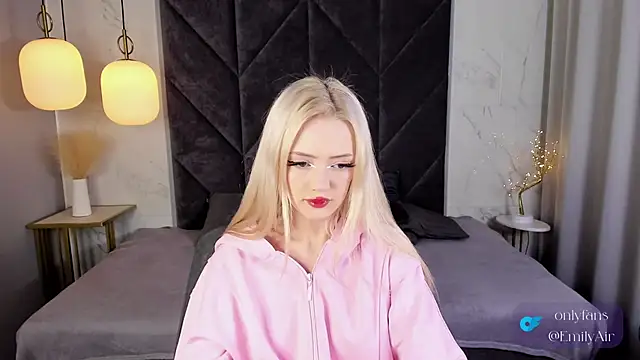 EmilyAir online show from 8, 11, 2025