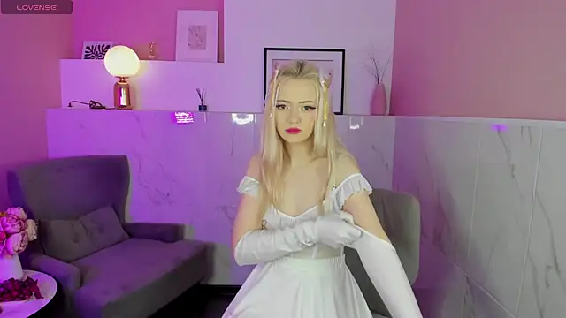 Snapshot of EmilyAir chatting on 17, 2, 2025 EmilyAir online show from 17, 2, 2025