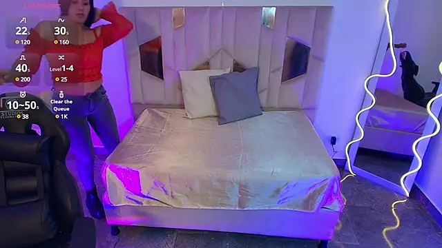 Analia tay online show from 3, 2, 2025