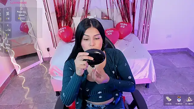 Analia tay online show from 15, 2, 2025