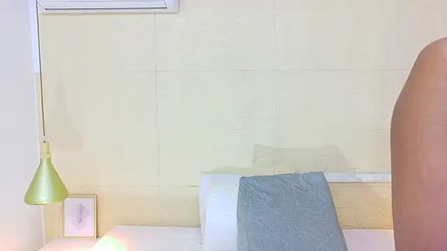 Snapshot of Chocolatte_bar chatting on 4, 11, 2025 Chocolatte bar online show from 4, 11, 2025