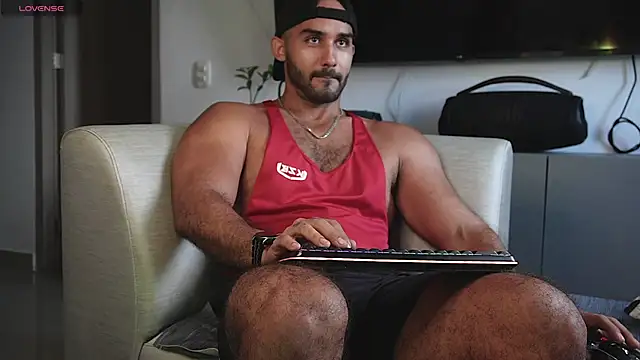 Snapshot of orion1993 chatting on 11, 11, 2025 orion1993 online show from 11, 11, 2025