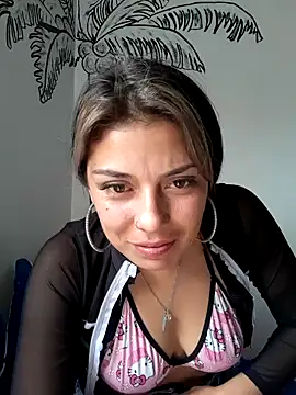 Sweel Leyva18 online show from 5, 12, 2024