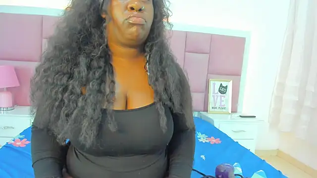 Snapshot of nanami_2 chatting on 18, 1, 2025 nanami 2 online show from 18, 1, 2025