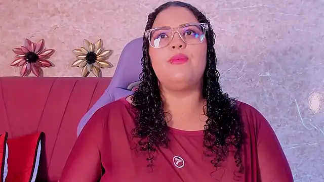 juli 2tyes online show from 12, 11, 2025