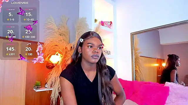 CamiEstrada online show from 2, 3, 2025