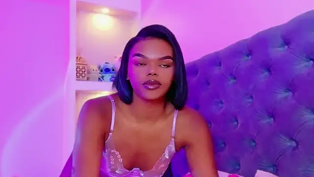 CamiEstrada online show from 21, 10, 2025