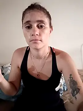 Scarlett-Leh online show from 6, 3, 2025