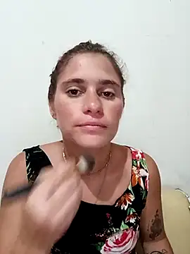 Scarlett-Leh online show from 2, 3, 2025
