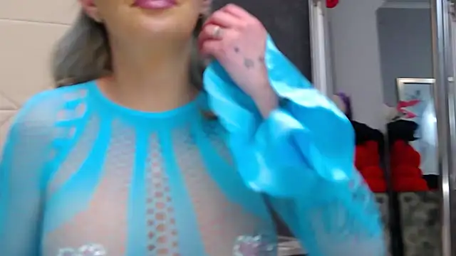 IssaSmith online show from 24, 2, 2026