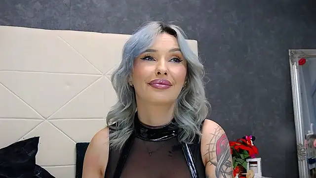 IssaSmith online show from 6, 6, 2026