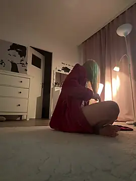 Naylee   online show from 19, 7, 2026