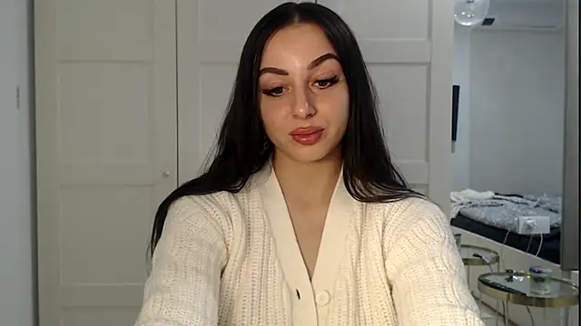 courtneyPerfect online show from 13, 2, 2026