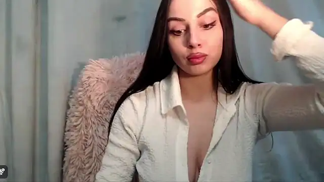 courtneyPerfect online show from 4, 2, 2026