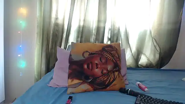 Foxybrownxx1 online show from 21, 12, 2025