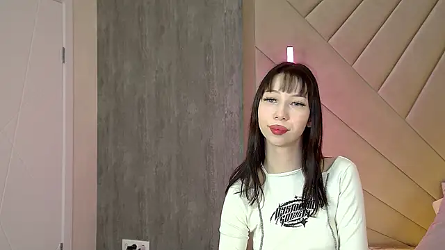 MaliaLandre online show from 21, 3, 2025