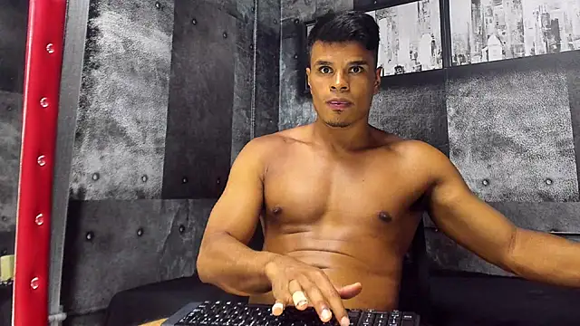 Derek Lustfordx online show from 13, 3, 2025