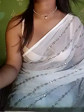 QueenOfHeart 07 online show from 18, 10, 2025