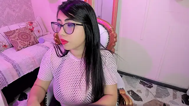 Sexy cristall  online show from 6, 2, 2025