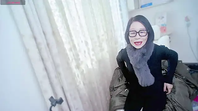 MaMa 1960 online show from 30, 1, 2025