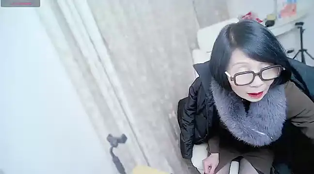 MaMa 1960 online show from 1, 2, 2025