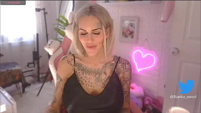 biankaswool1 online show from 17, 2, 2025