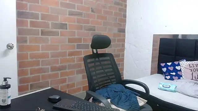 samantha  karolstone online show from 26, 3, 2026