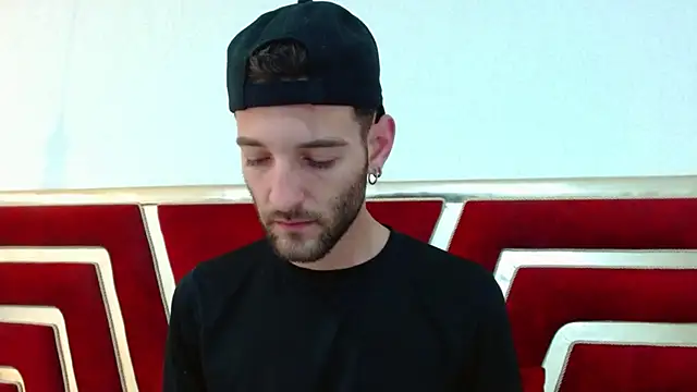 Christopher saint online show from 6, 4, 2026