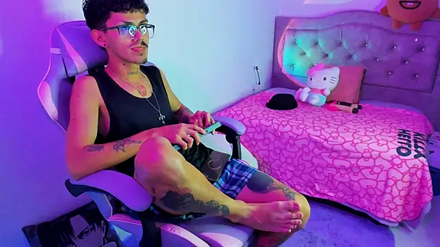 Ocsanis69 online show from 9, 4, 2026