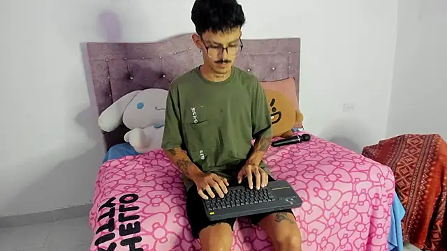 Snapshot of Ocsanis69 chatting on 8, 2, 2026 Ocsanis69 online show from 8, 2, 2026