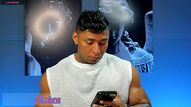 bradley smith online show from 19, 4, 2026