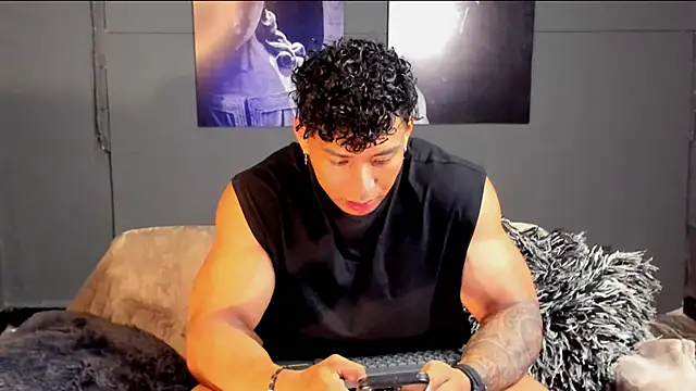 bradley smith online show from 15, 12, 2025