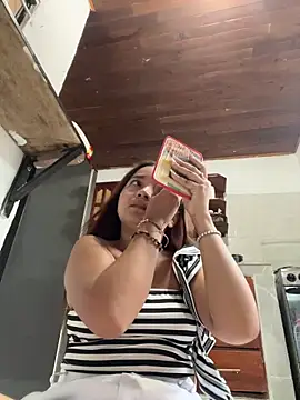 queen angelique online show from 5, 11, 2025