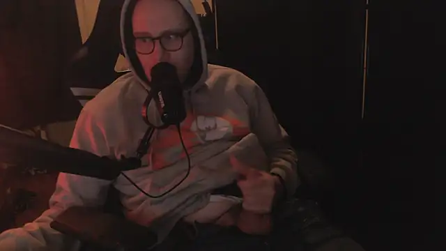 chicostick413 online show from 17, 12, 2025